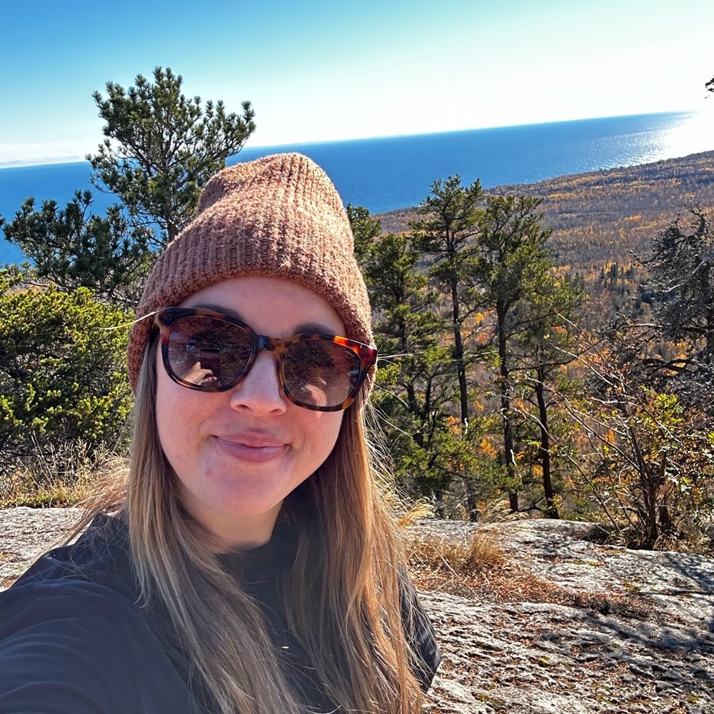 Meet your Posher, Natalie